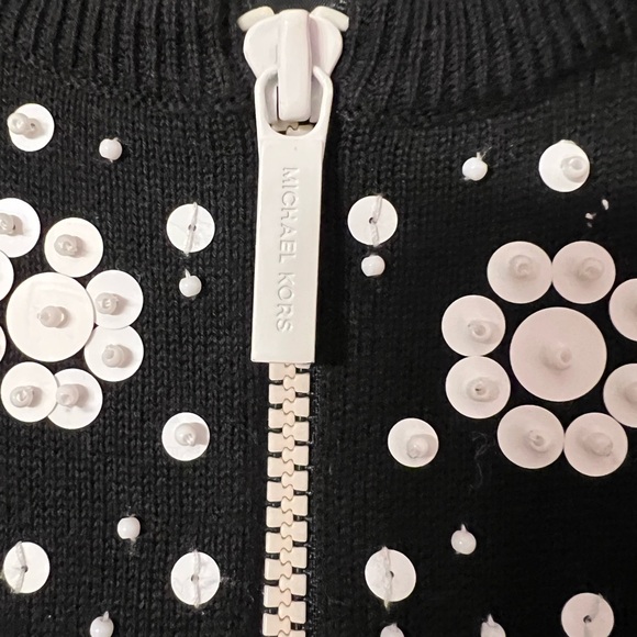 Michael Kors zip up top with sequins floral pattern black with white. Size M - Picture 3 of 5